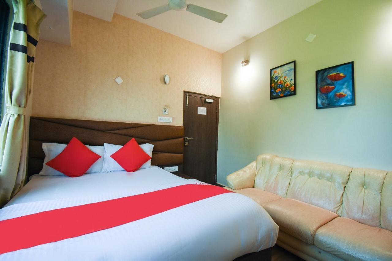 Oyo 64260 Hotel Rajnandini Hābra Eksteriør billede
