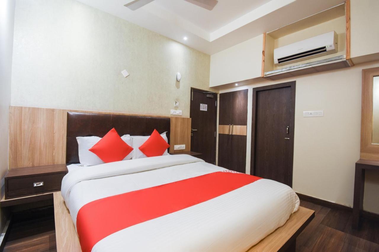 Oyo 64260 Hotel Rajnandini Hābra Eksteriør billede