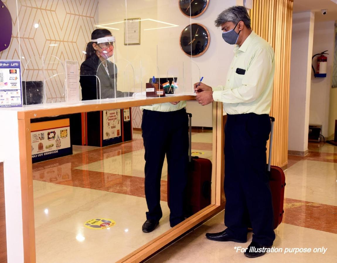 Oyo 64260 Hotel Rajnandini Hābra Eksteriør billede